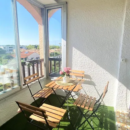 Apartment T2 Mezzanine Avec Loggia Vue Montagne Au Port De Saint-cyprien Saint-Cyprien (Pyrenees-Orientales)